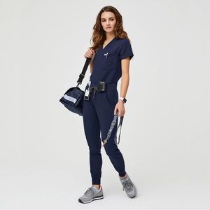 Figs top XXS and pant XS set